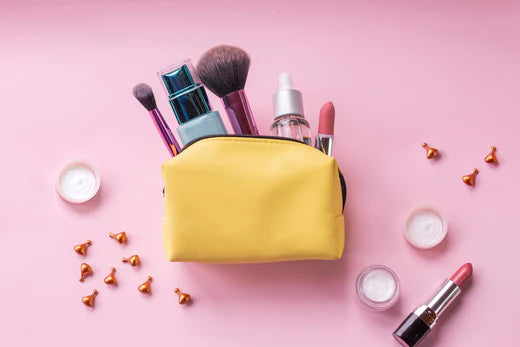 Routine beauté : les indispensables de la trousse d'été